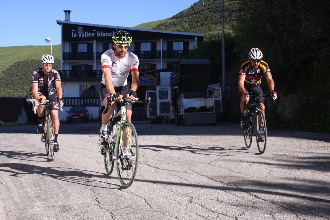 אלפה ד'הואז La Vallee Blanche Bikehotel מראה חיצוני תמונה